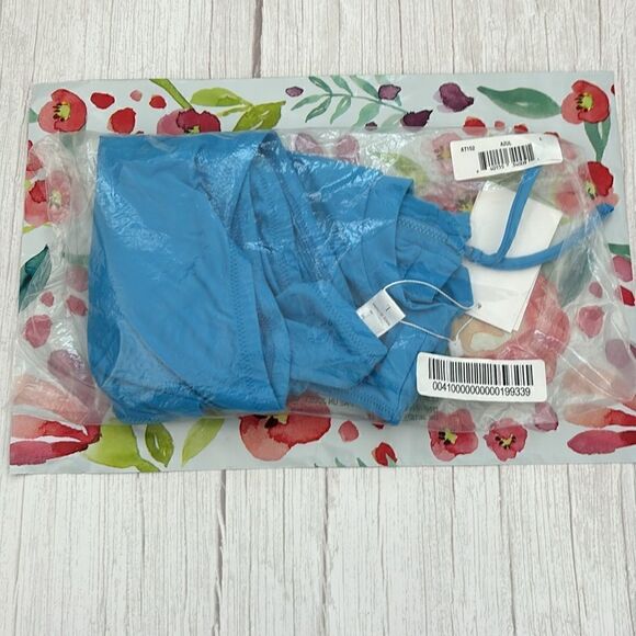 Andie The Venice High Neck Top - Picture 8 of 8